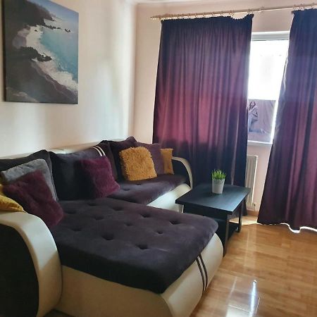 Theodor Residence Άλμπα Ιούλια Δωμάτιο φωτογραφία